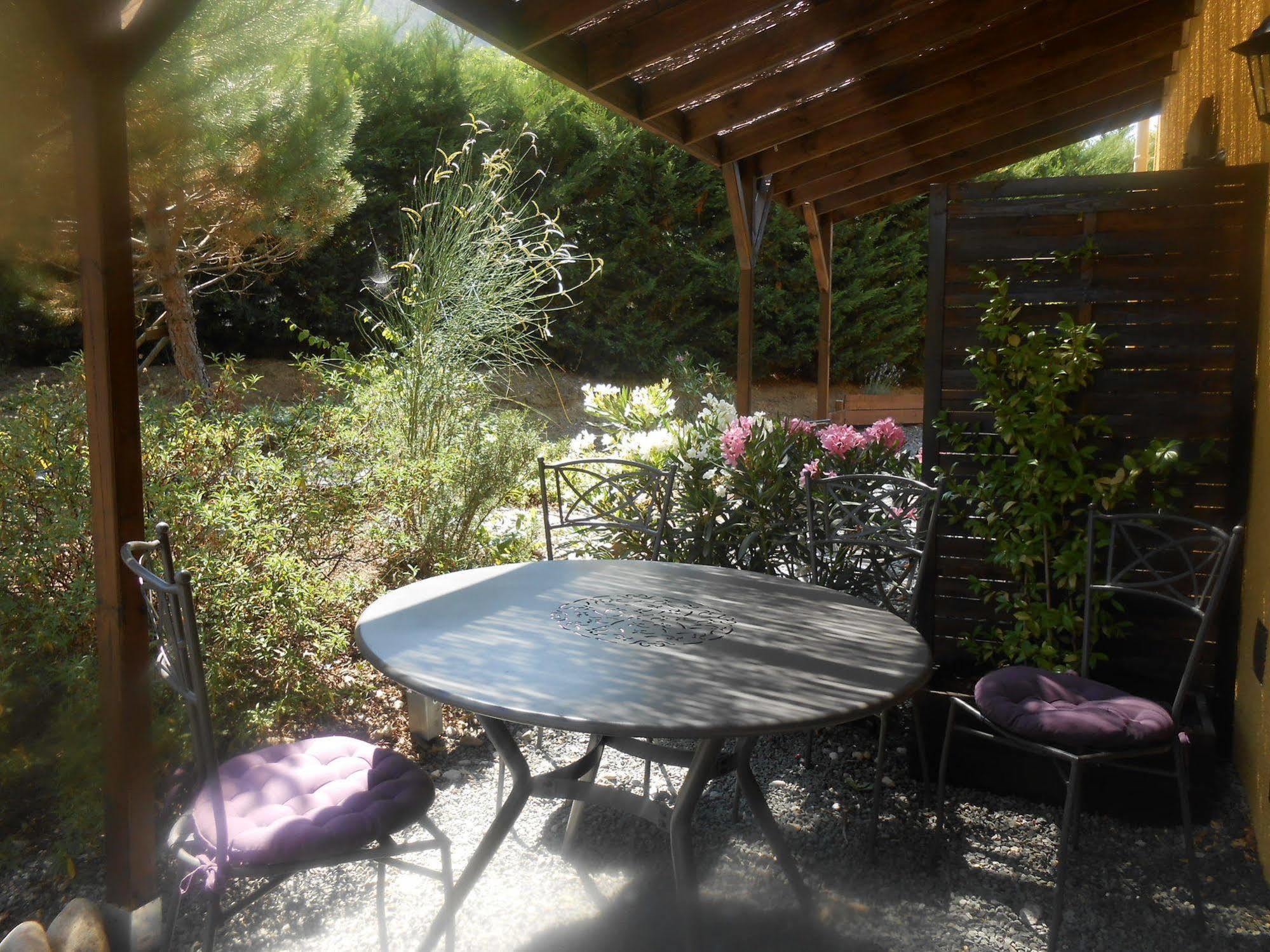 Le Jardin Des Gorges Acomodação com café da manhã Belvianes-et-Cavirac Exterior foto